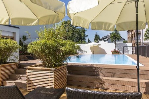 Feel Good Resort