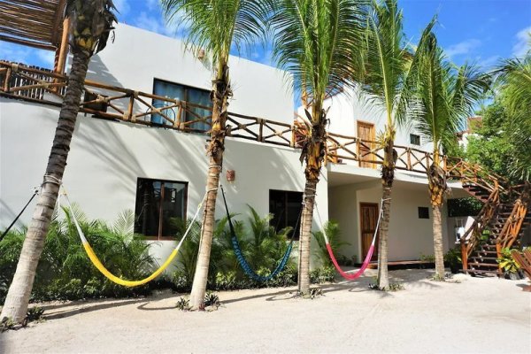 La Puerta Azul Beachfront Adults Only