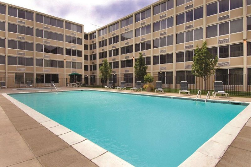 DoubleTree by Hilton Hotel Denver -Stapleton North