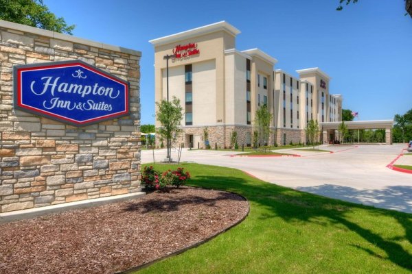 Hampton Inn & Suites Dallas / Plano-East