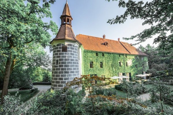 Schloss Ernegg