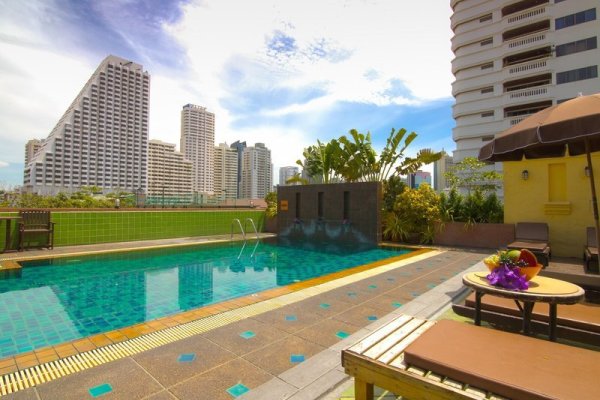 Woraburi Sukhumvit Hotel & Resort