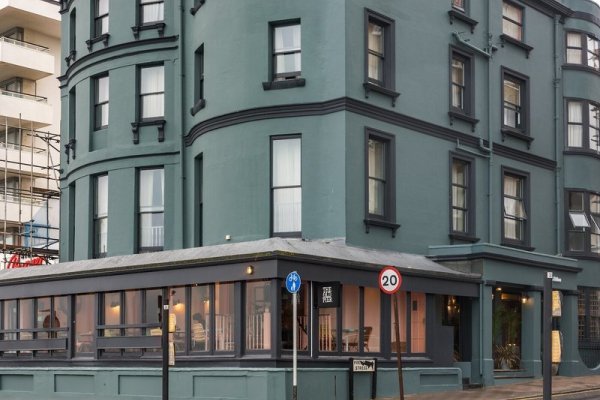 West Beach Hotel Brighton