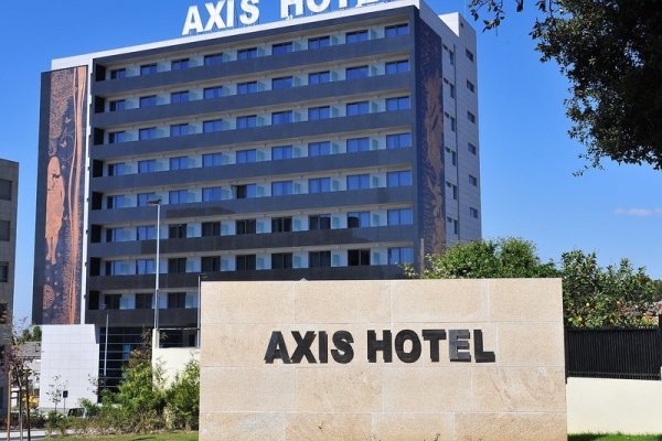 Axis Porto Business & Spa Hotel