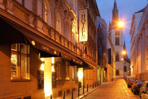 Numa Prague Root