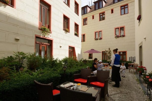 Elite Hotel