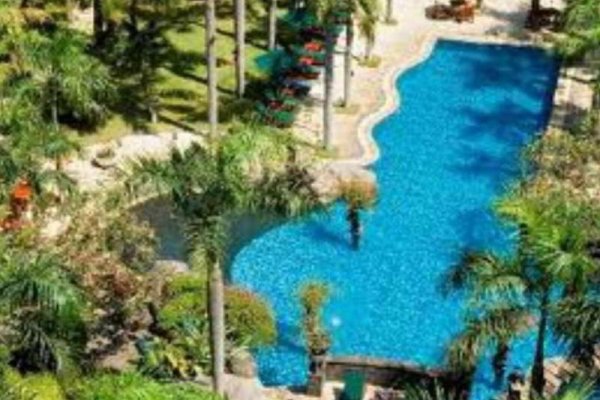 Novotel Surabaya - Hotel & Suites