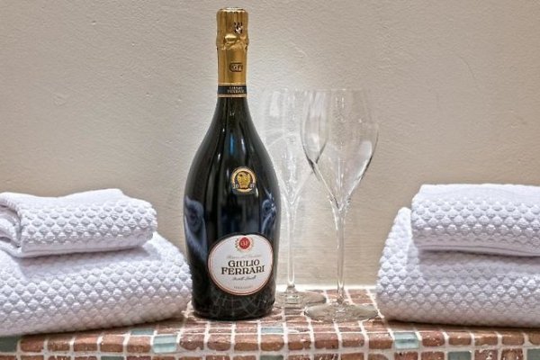 Perlage Suite Luxury B&B