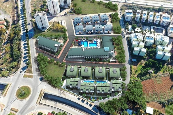 Laroxx Hotel