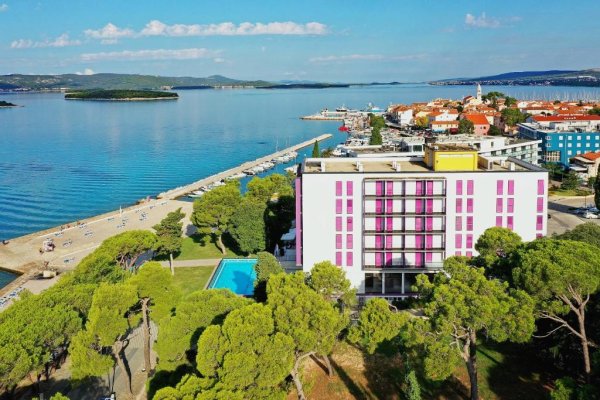Pobytový zájazd Chorvátsko/Biograd na Moru: Hotel Adriatic 3*+