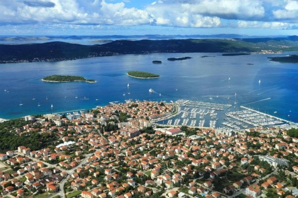 Chorvátsko/Biograd na Moru: Hotel Adriatic 3*+