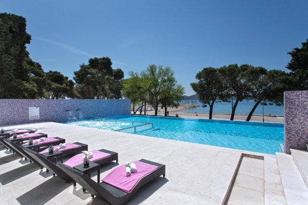 Chorvátsko/Biograd na Moru: Hotel Adriatic 3*+