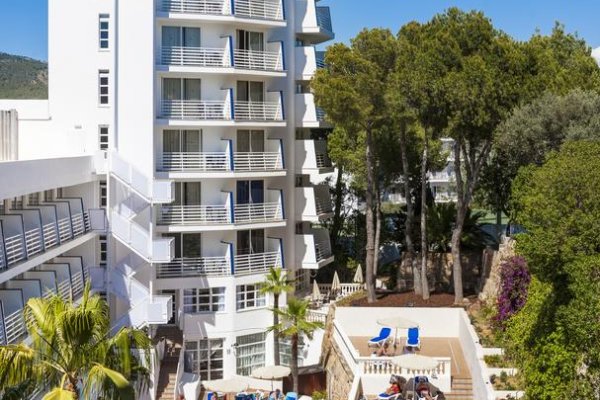 Malorka: Globales Palmanova Palace 4* - Pláž