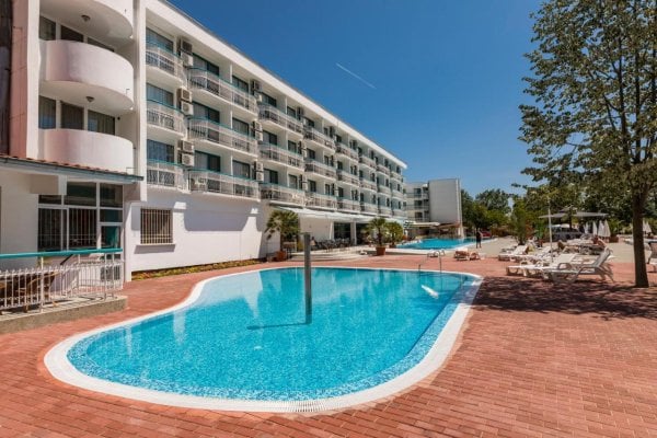 Bulharsko, Slnečné pobrežie: Zefir Beach Hotel 3* - Bazény