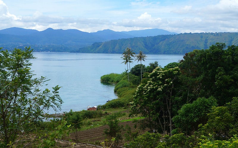 Jazero Toba, Sumatra