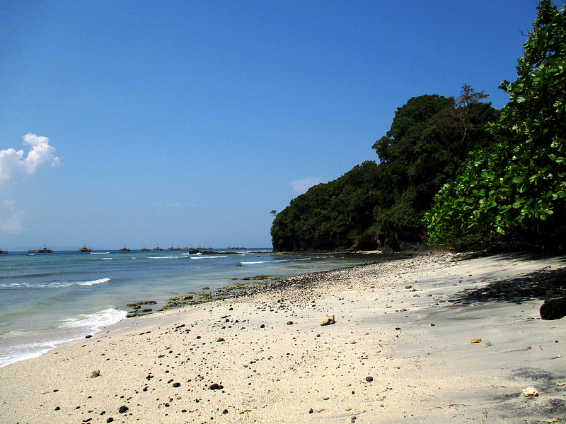 Pangandaran Beach v západnej časti ostrova