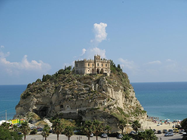 Kostol Sv. Márie na skalnatom útese
