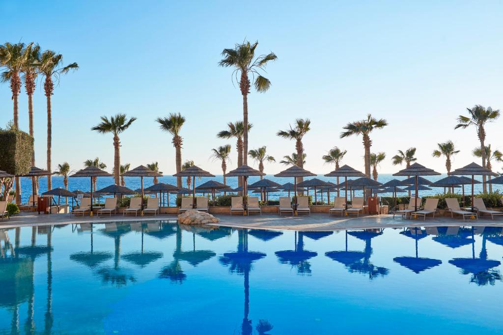 Cyprus, Paphos: Atlantica Golden Beach Hotel 4*