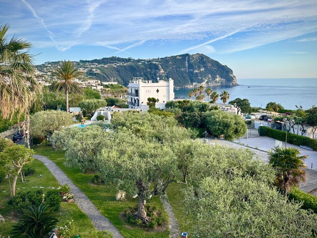 Ischia: Boutique Hotel Ideal 4*