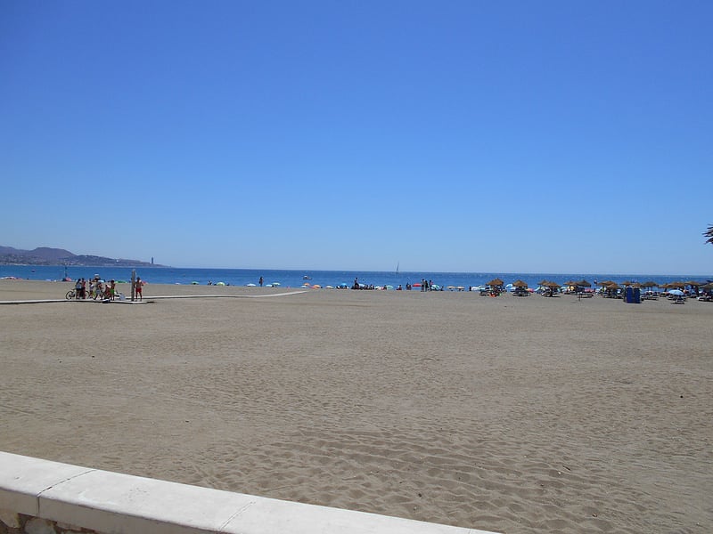 Široká pláž El Palo