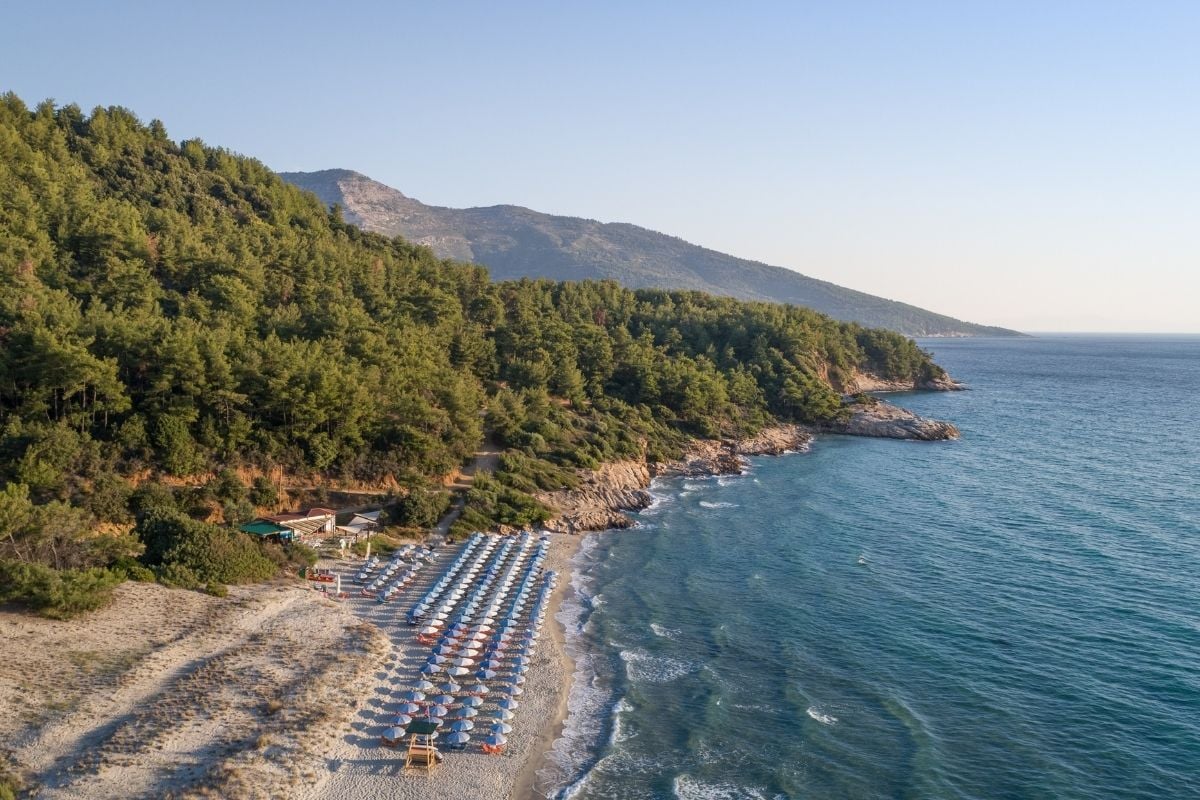 paradise beach thassos grécko
