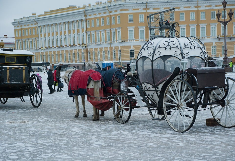 Obľúbeným turistickým cieľom je Petrohrad