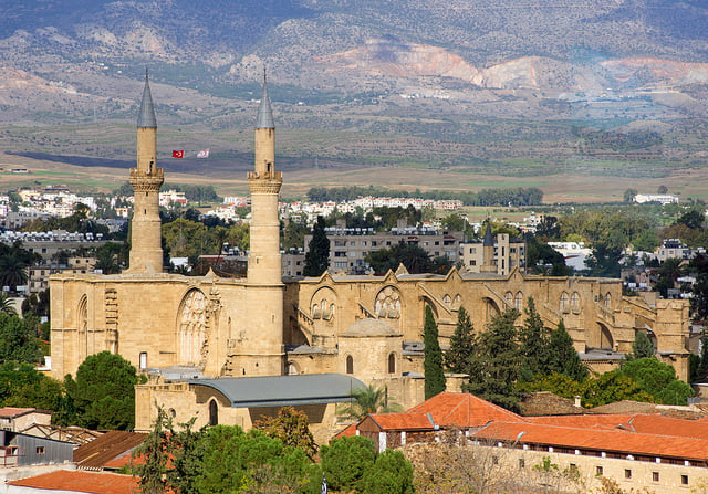 Mešita Selimiye, kedysi katedrála sv. Sofie